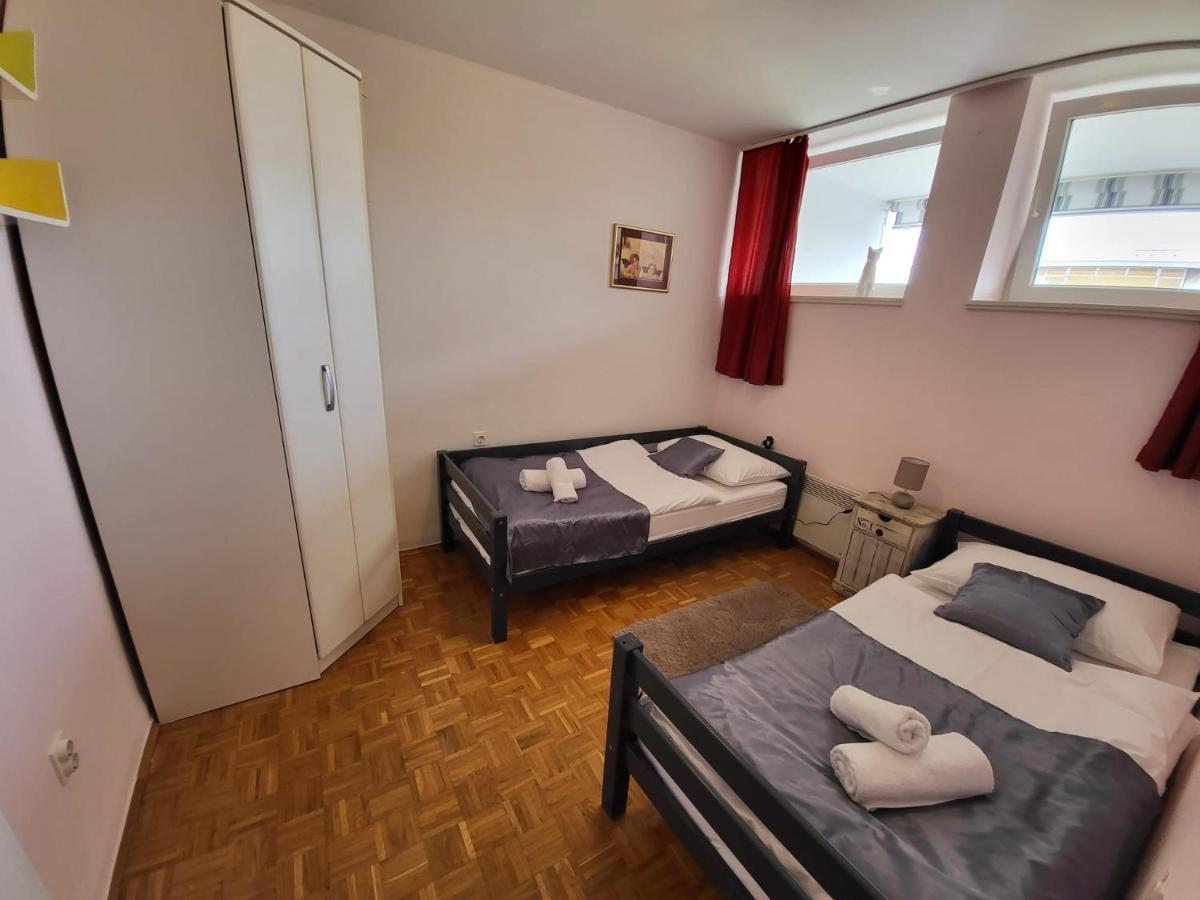 Pablo Apartment *